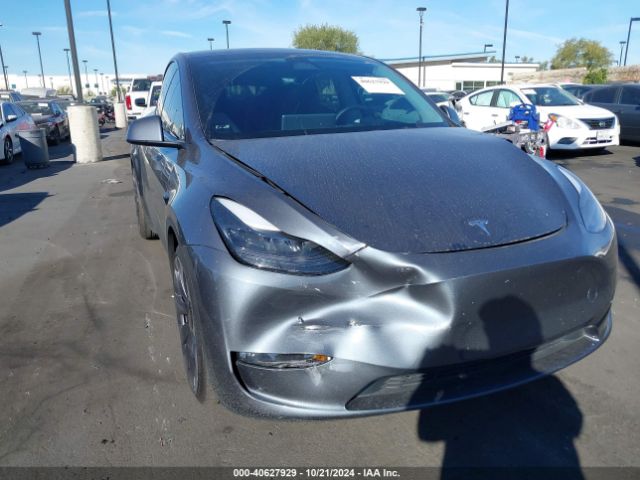 Photo 5 VIN: 7SAYGDEF2PF825426 - TESLA MODEL Y 