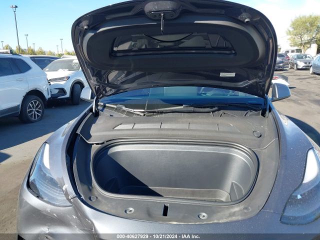 Photo 9 VIN: 7SAYGDEF2PF825426 - TESLA MODEL Y 