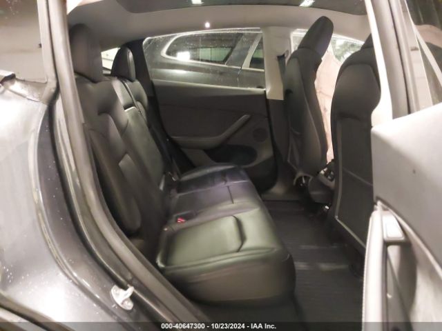 Photo 7 VIN: 7SAYGDEF2RA270090 - TESLA MODEL Y 