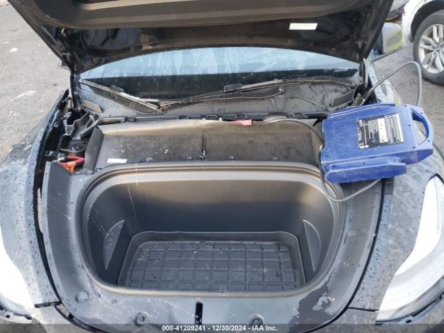 Photo 9 VIN: 7SAYGDEF2RF109984 - TESLA MODEL Y 