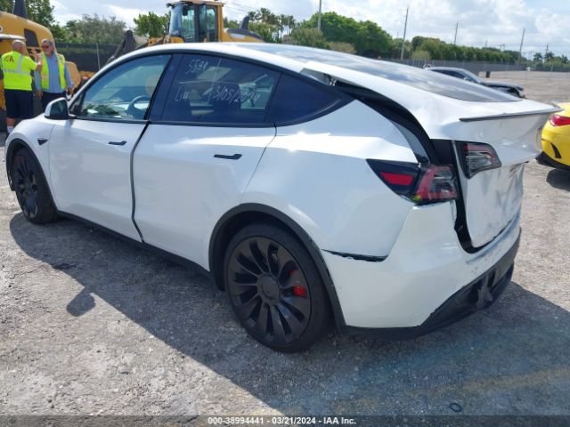 Photo 2 VIN: 7SAYGDEF3NF325076 - TESLA MODEL Y 