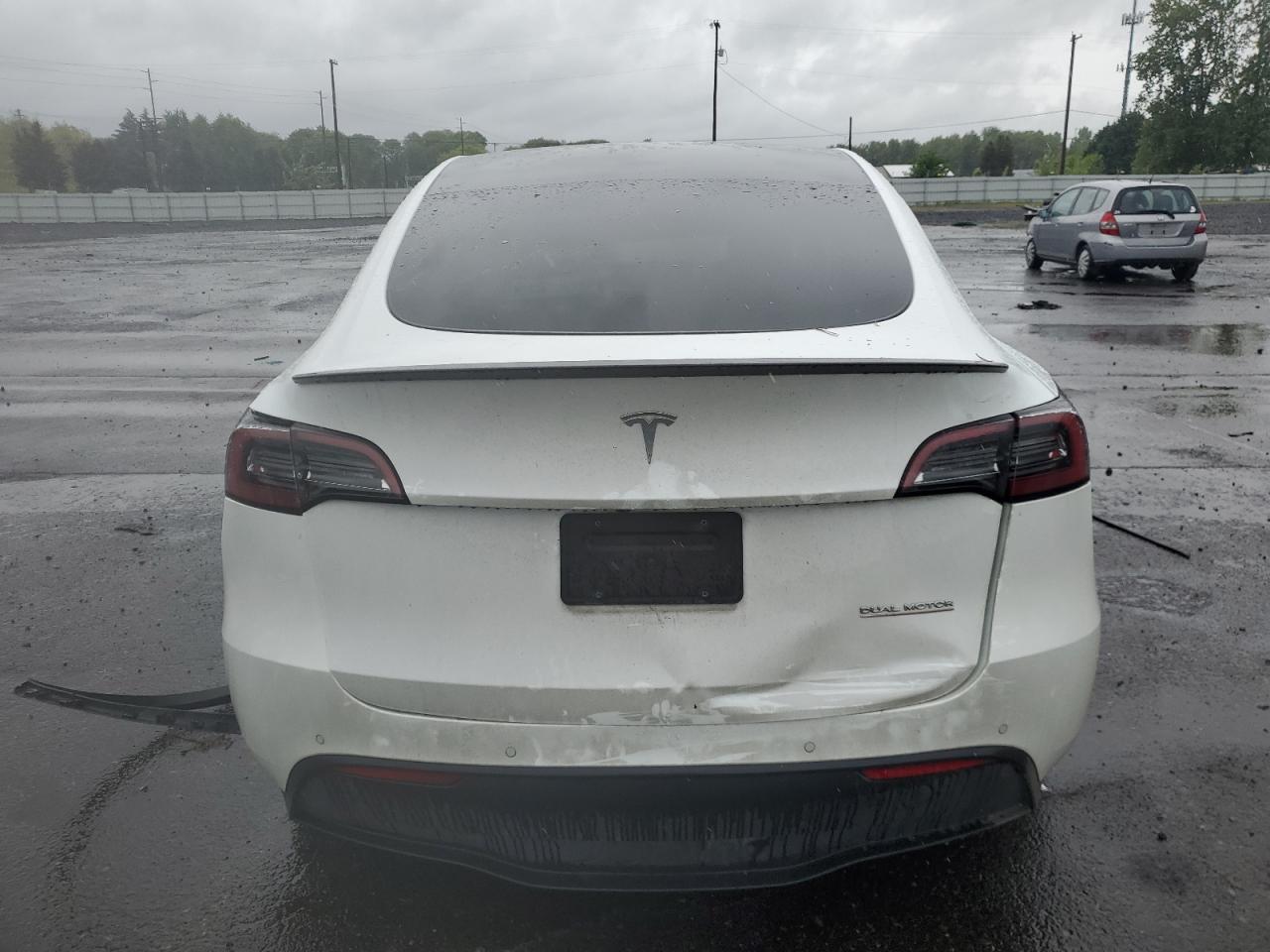 Photo 5 VIN: 7SAYGDEF3NF364802 - TESLA MODEL Y 