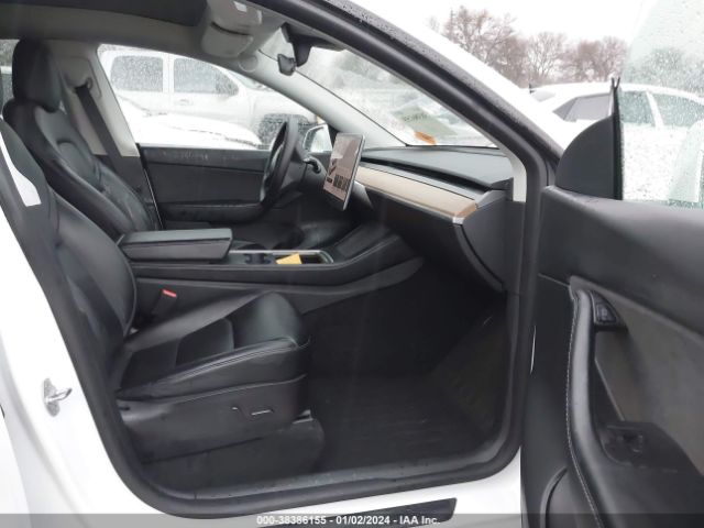 Photo 4 VIN: 7SAYGDEF3NF396262 - TESLA MODEL Y 