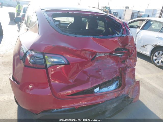 Photo 5 VIN: 7SAYGDEF3NF403825 - TESLA MODEL Y 