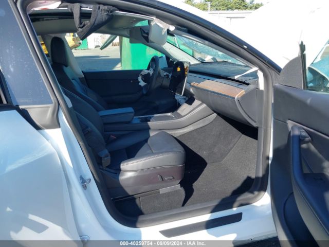 Photo 4 VIN: 7SAYGDEF3NF448912 - TESLA MODEL Y 