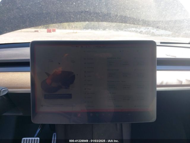 Photo 6 VIN: 7SAYGDEF3NF464527 - TESLA MODEL Y 