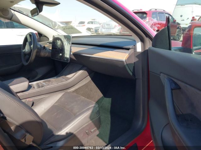 Photo 4 VIN: 7SAYGDEF3NF493283 - TESLA MODEL Y 