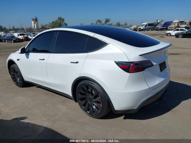 Photo 2 VIN: 7SAYGDEF3NF547441 - TESLA MODEL Y 