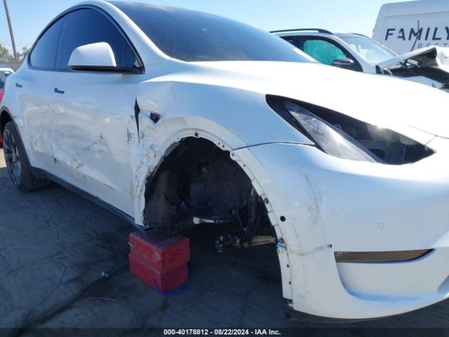 Photo 5 VIN: 7SAYGDEF3NF547441 - TESLA MODEL Y 