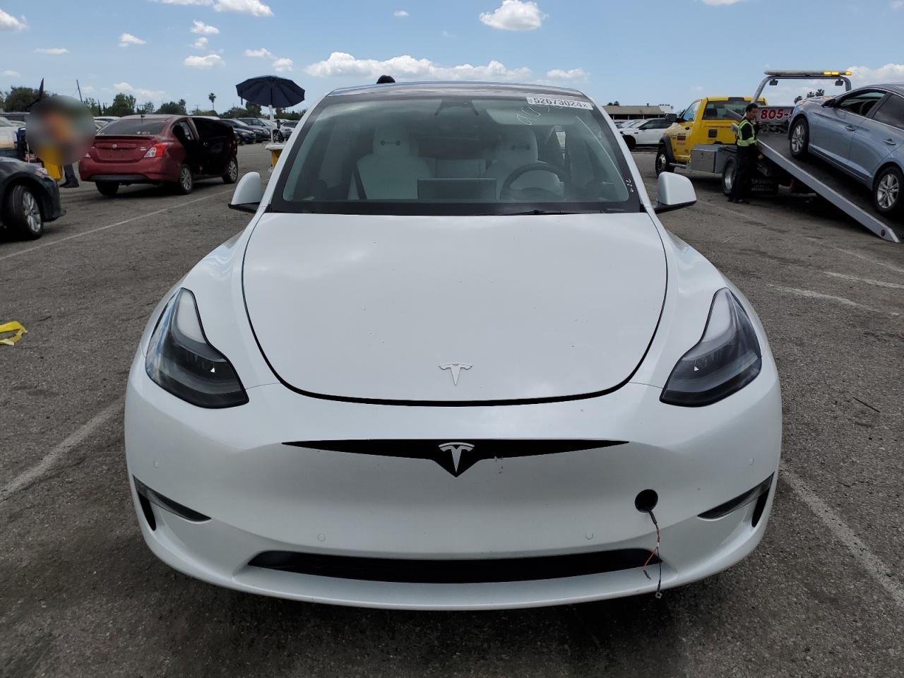 Photo 4 VIN: 7SAYGDEF3NF559038 - TESLA MODEL Y 