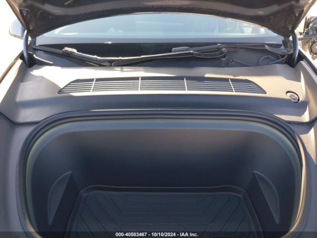 Photo 9 VIN: 7SAYGDEF3NF561002 - TESLA MODEL Y 