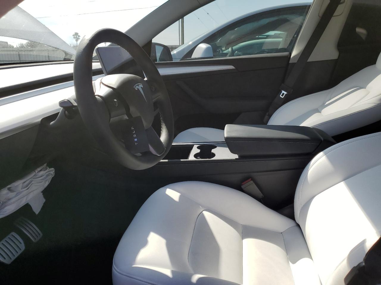 Photo 6 VIN: 7SAYGDEF3NF569407 - TESLA MODEL Y 