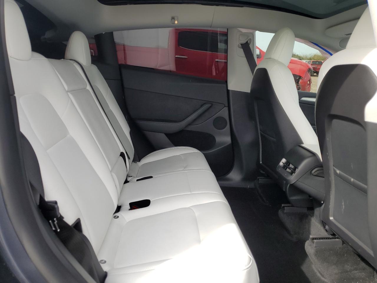 Photo 9 VIN: 7SAYGDEF3NF569407 - TESLA MODEL Y 