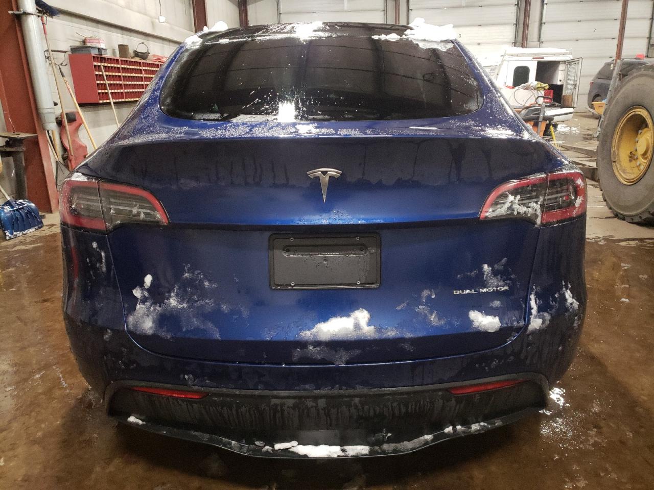 Photo 5 VIN: 7SAYGDEF3PA049711 - TESLA MODEL Y 