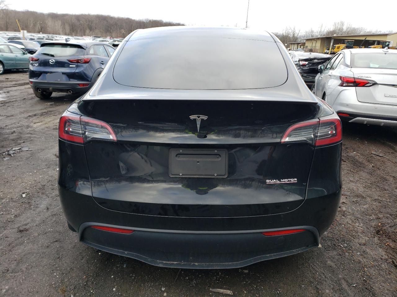 Photo 5 VIN: 7SAYGDEF3PF641354 - TESLA MODEL Y 