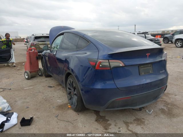 Photo 2 VIN: 7SAYGDEF3PF755077 - TESLA MODEL Y 