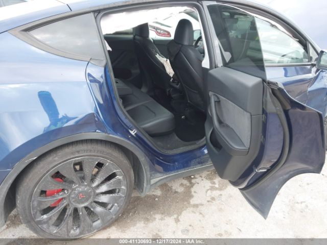 Photo 7 VIN: 7SAYGDEF3PF755077 - TESLA MODEL Y 