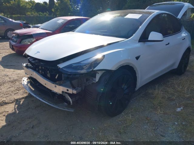 Photo 5 VIN: 7SAYGDEF4NF378255 - TESLA MODEL Y 