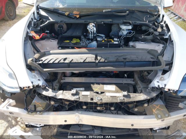 Photo 9 VIN: 7SAYGDEF4NF378255 - TESLA MODEL Y 