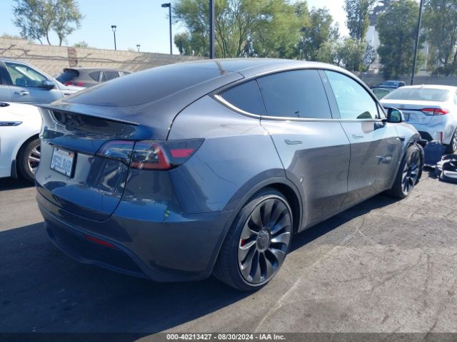 Photo 3 VIN: 7SAYGDEF4NF455898 - TESLA MODEL Y 