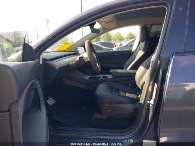 Photo 4 VIN: 7SAYGDEF4NF455898 - TESLA MODEL Y 