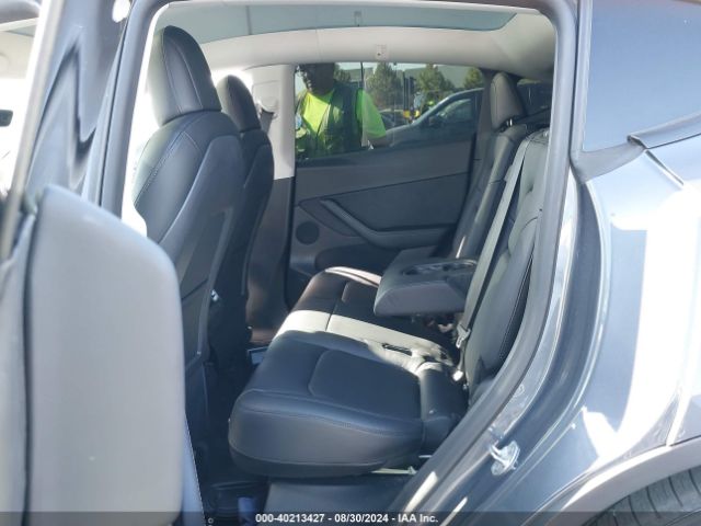 Photo 7 VIN: 7SAYGDEF4NF455898 - TESLA MODEL Y 