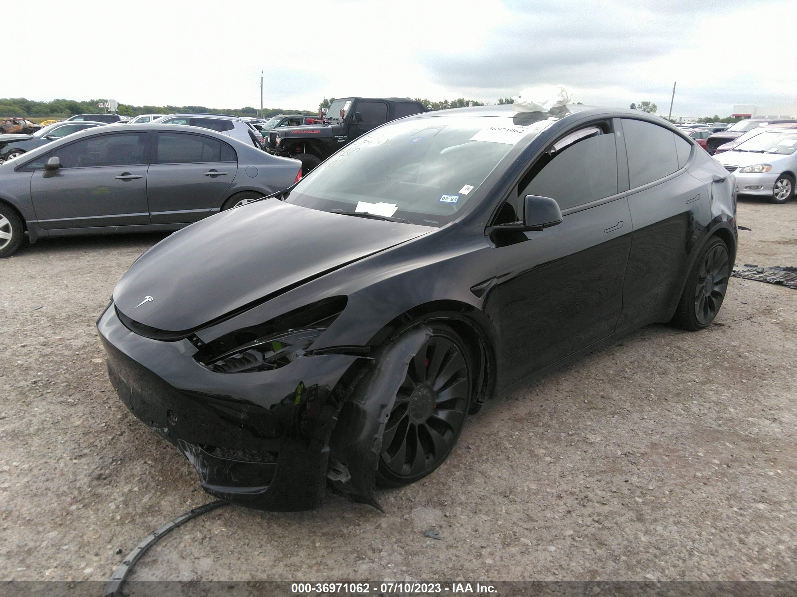 Photo 1 VIN: 7SAYGDEF4NF502444 - TESLA MODEL Y 