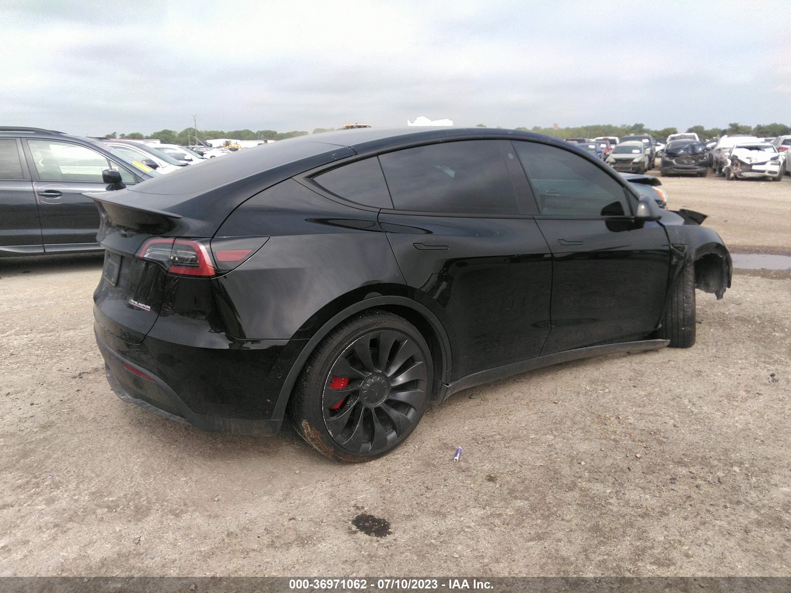 Photo 3 VIN: 7SAYGDEF4NF502444 - TESLA MODEL Y 