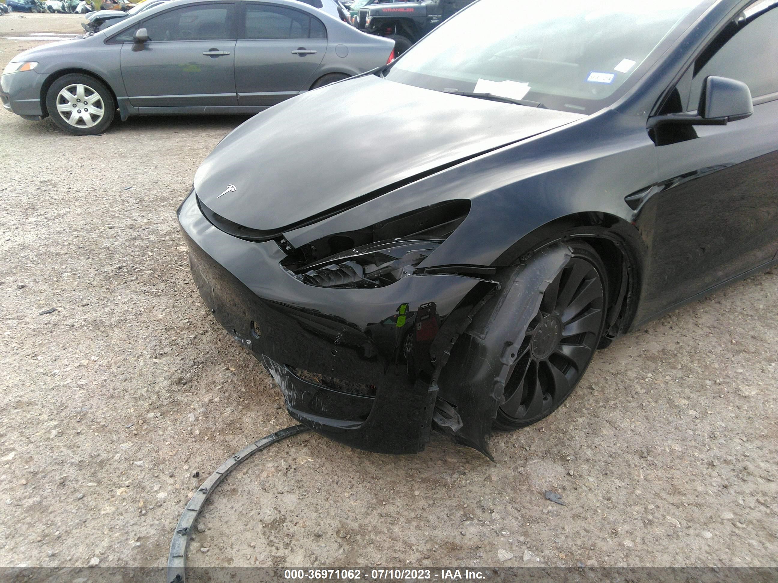 Photo 5 VIN: 7SAYGDEF4NF502444 - TESLA MODEL Y 