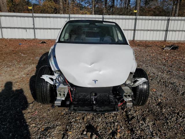 Photo 4 VIN: 7SAYGDEF4NF541129 - TESLA MODEL Y 