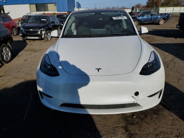 Photo 4 VIN: 7SAYGDEF4PF596649 - TESLA MODEL Y 