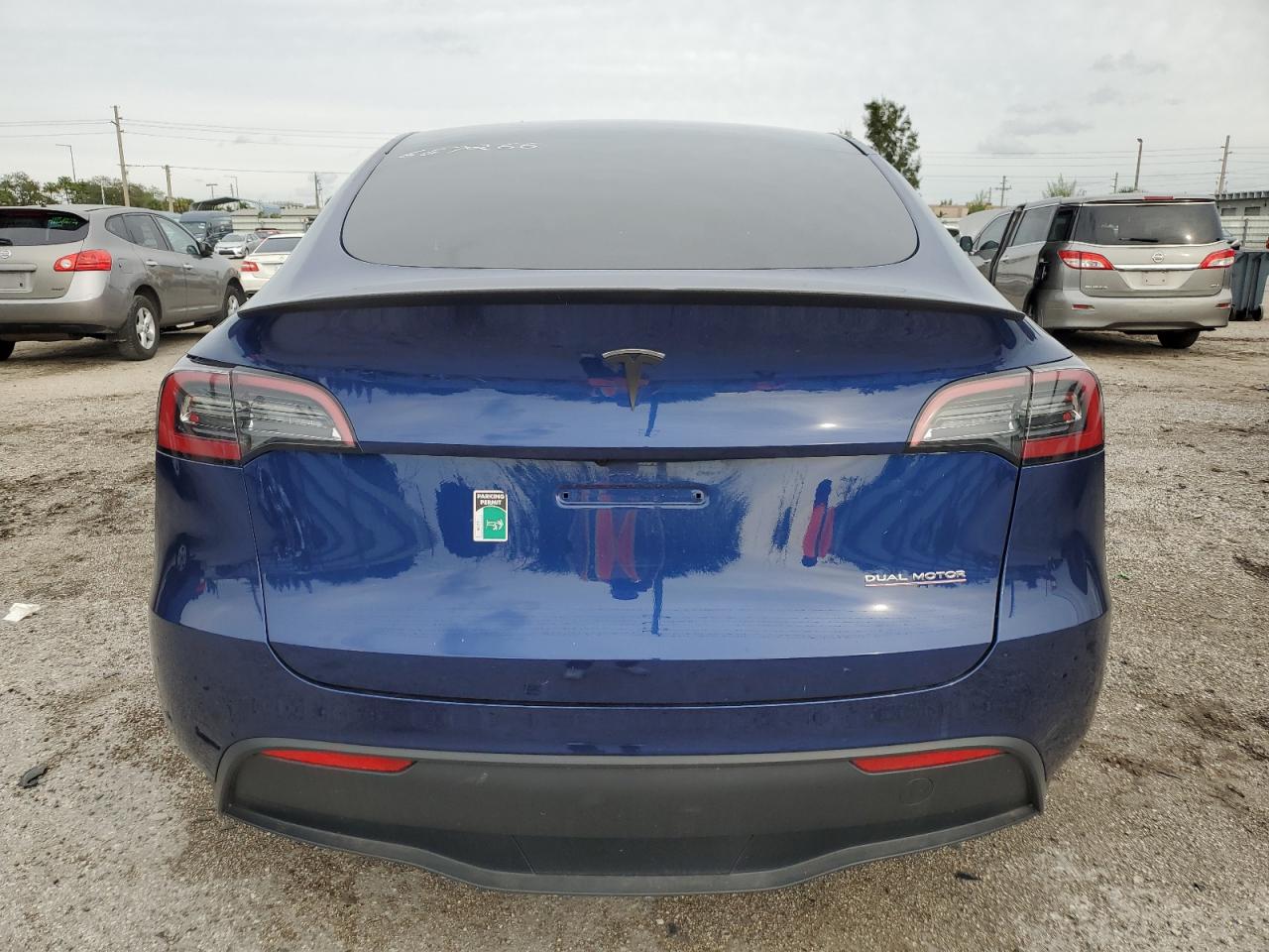 Photo 5 VIN: 7SAYGDEF4PF667266 - TESLA MODEL Y 