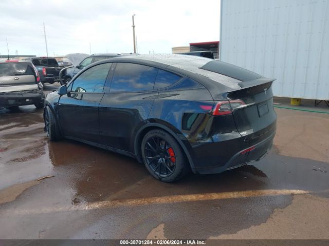 Photo 2 VIN: 7SAYGDEF4PF701206 - TESLA MODEL Y 