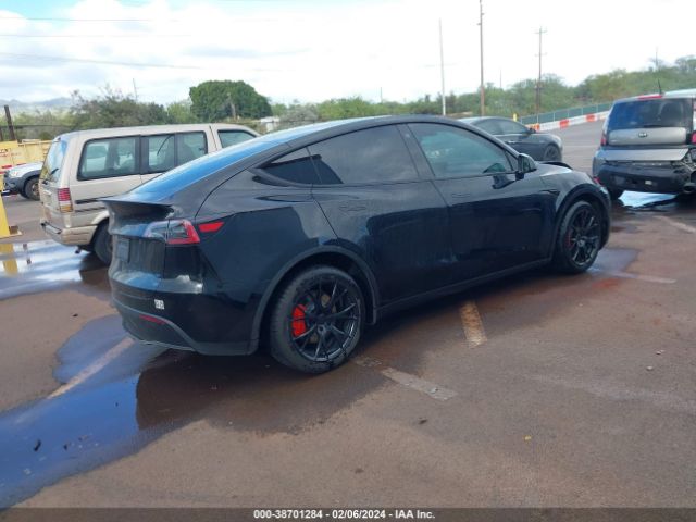 Photo 3 VIN: 7SAYGDEF4PF701206 - TESLA MODEL Y 