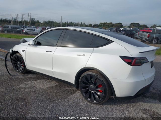 Photo 2 VIN: 7SAYGDEF4PF801368 - TESLA MODEL Y 