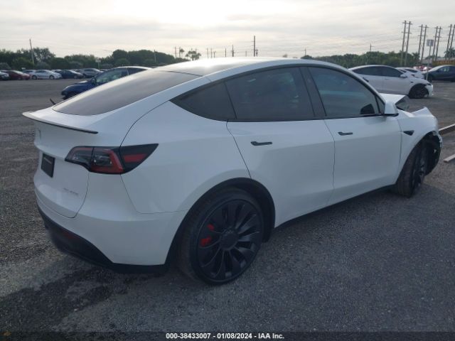 Photo 3 VIN: 7SAYGDEF4PF801368 - TESLA MODEL Y 