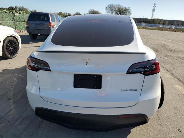 Photo 5 VIN: 7SAYGDEF5NF322745 - TESLA MODEL Y 