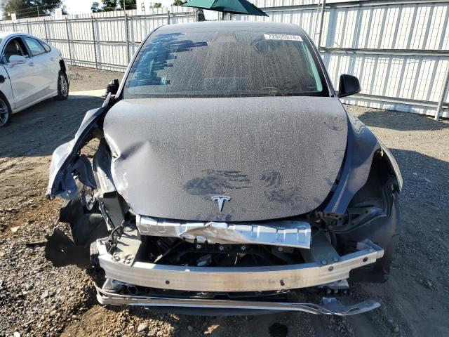 Photo 4 VIN: 7SAYGDEF5NF387966 - TESLA MODEL Y 