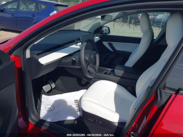 Photo 4 VIN: 7SAYGDEF5NF462312 - TESLA MODEL Y 