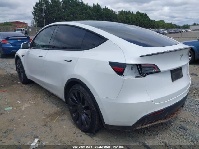 Photo 2 VIN: 7SAYGDEF5NF463654 - TESLA MODEL Y 