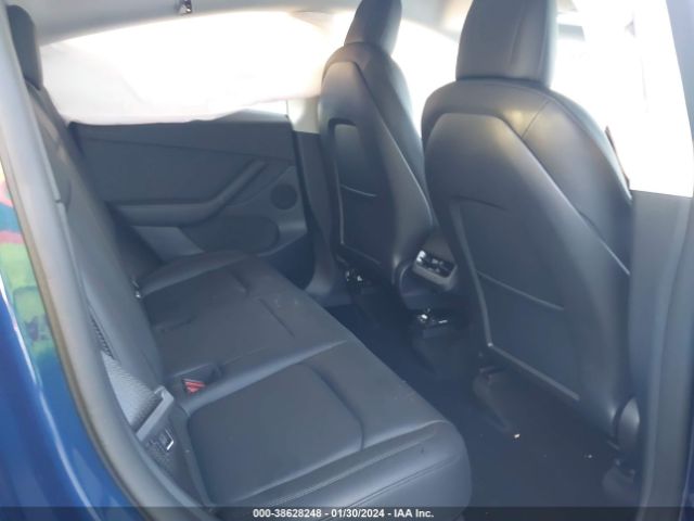 Photo 7 VIN: 7SAYGDEF5NF465114 - TESLA MODEL Y 