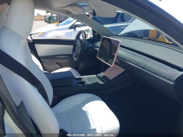 Photo 4 VIN: 7SAYGDEF5NF484634 - TESLA MODEL Y 