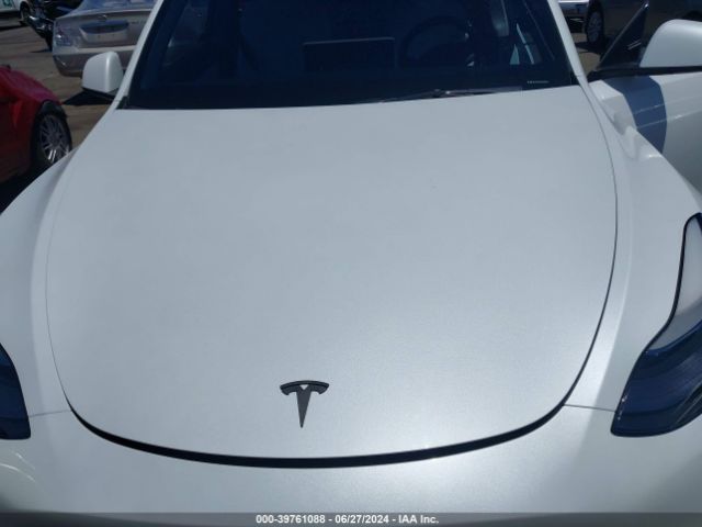 Photo 9 VIN: 7SAYGDEF5NF484634 - TESLA MODEL Y 