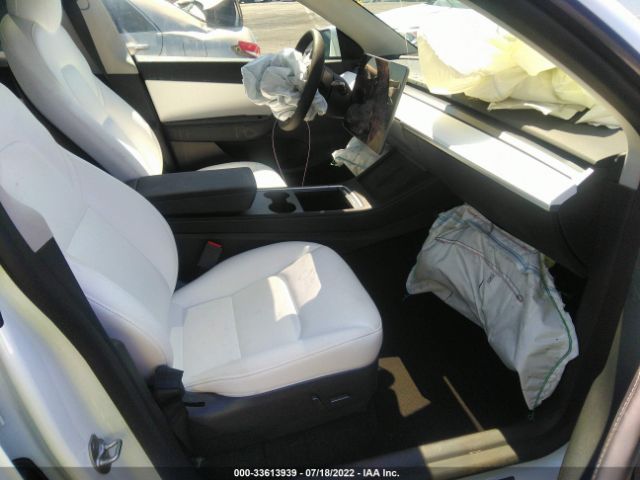 Photo 4 VIN: 7SAYGDEF5NF490045 - TESLA MODEL Y 