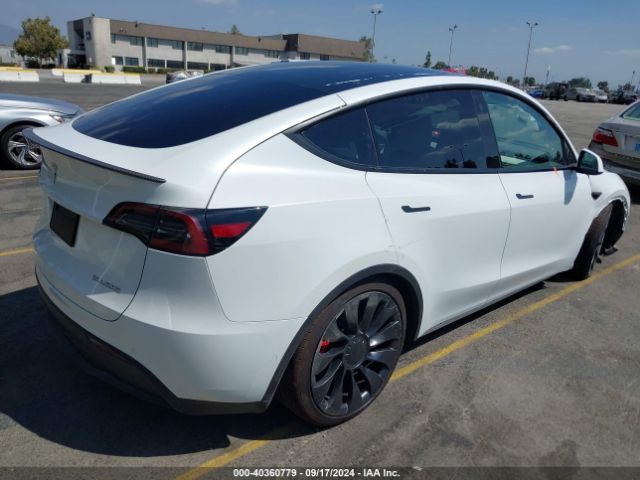 Photo 3 VIN: 7SAYGDEF5NF492152 - TESLA MODEL Y 