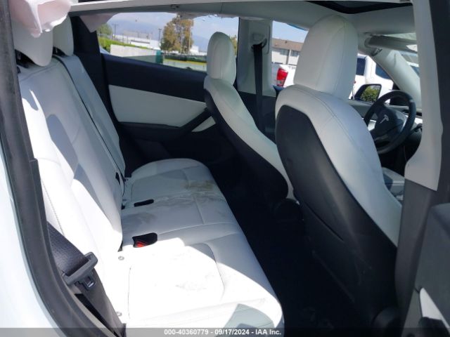 Photo 7 VIN: 7SAYGDEF5NF492152 - TESLA MODEL Y 