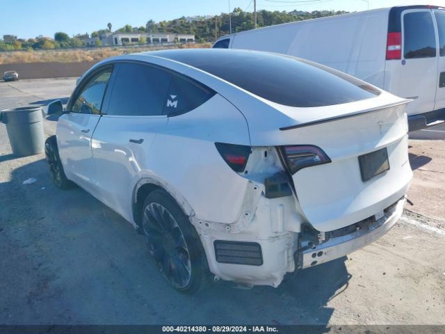 Photo 2 VIN: 7SAYGDEF5NF516921 - TESLA MODEL Y 