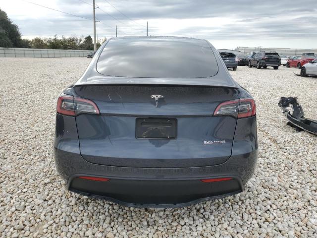 Photo 5 VIN: 7SAYGDEF5NF565567 - TESLA MODEL Y 