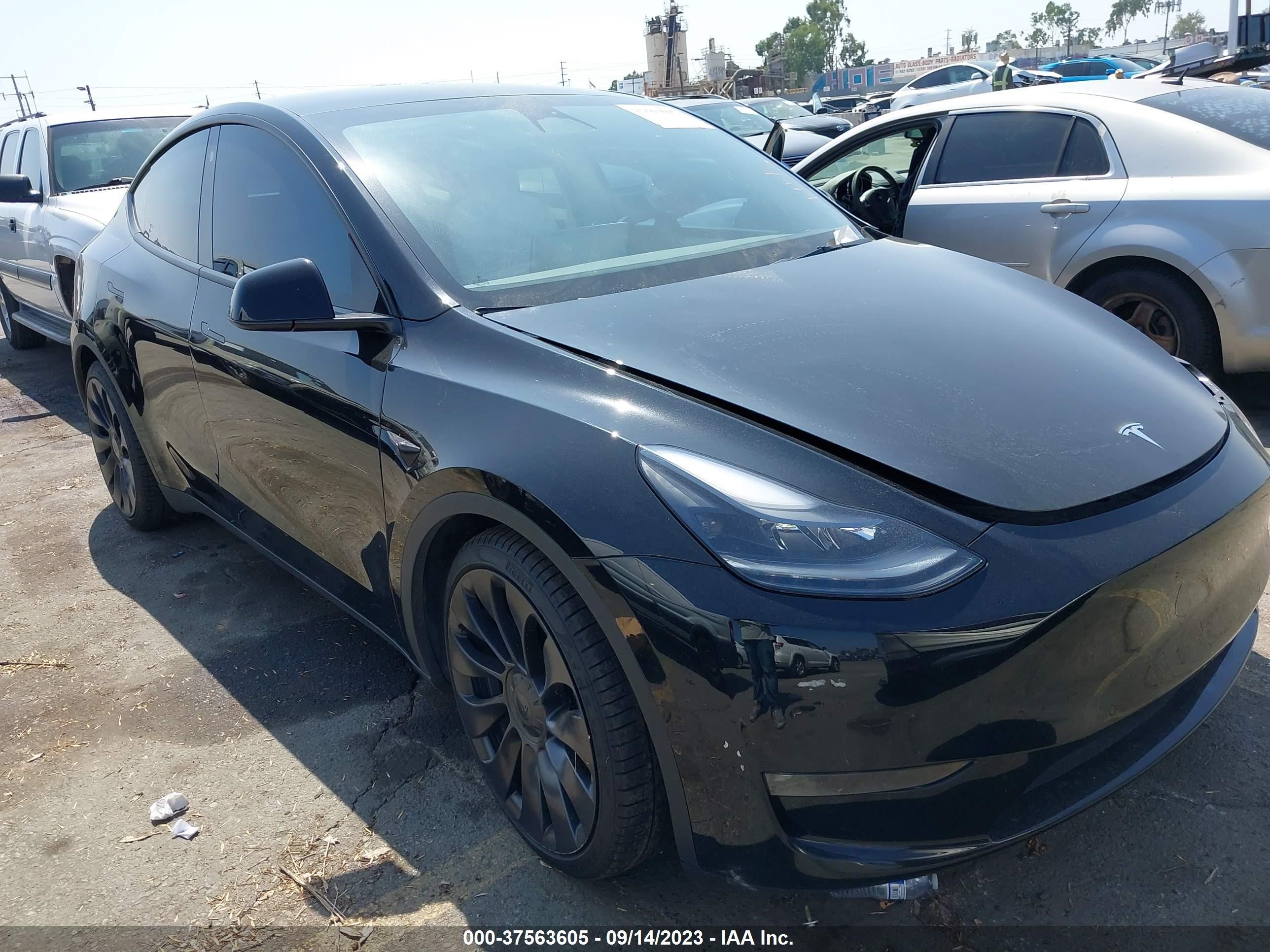 Photo 0 VIN: 7SAYGDEF5NF574690 - TESLA MODEL Y 