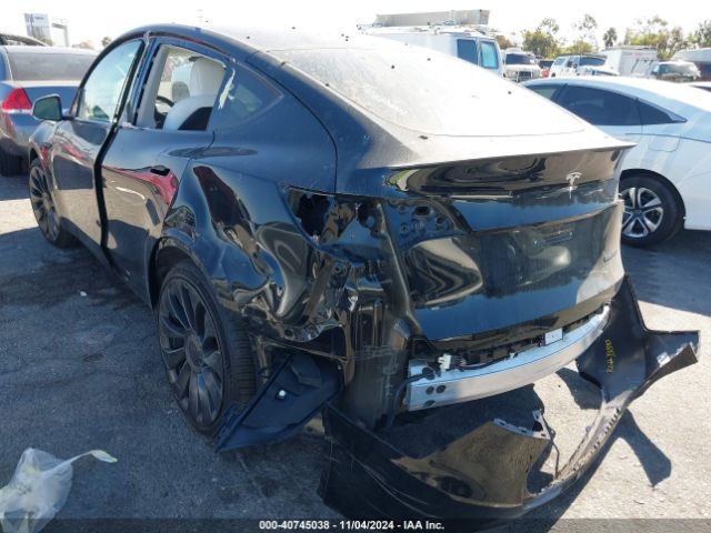 Photo 5 VIN: 7SAYGDEF5PF663940 - TESLA MODEL Y 